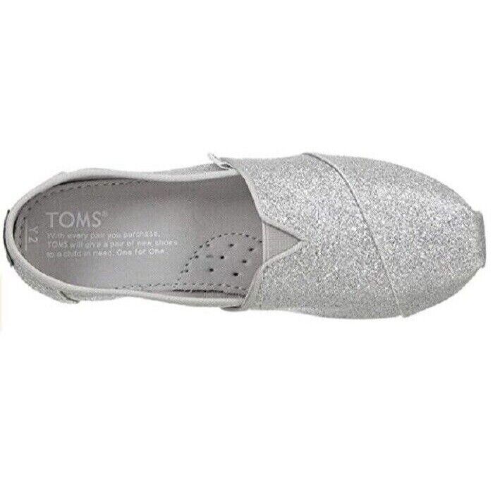 Toms Youth Classics Girl's Silver Sparkle Glitter Slip On Shoes Size 2