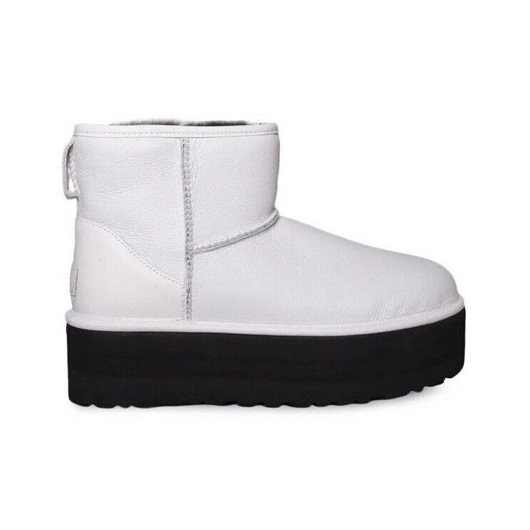 UGG Women's Classic Mini Platform Boots White Ultra Mate Warm-Lined Size US 9