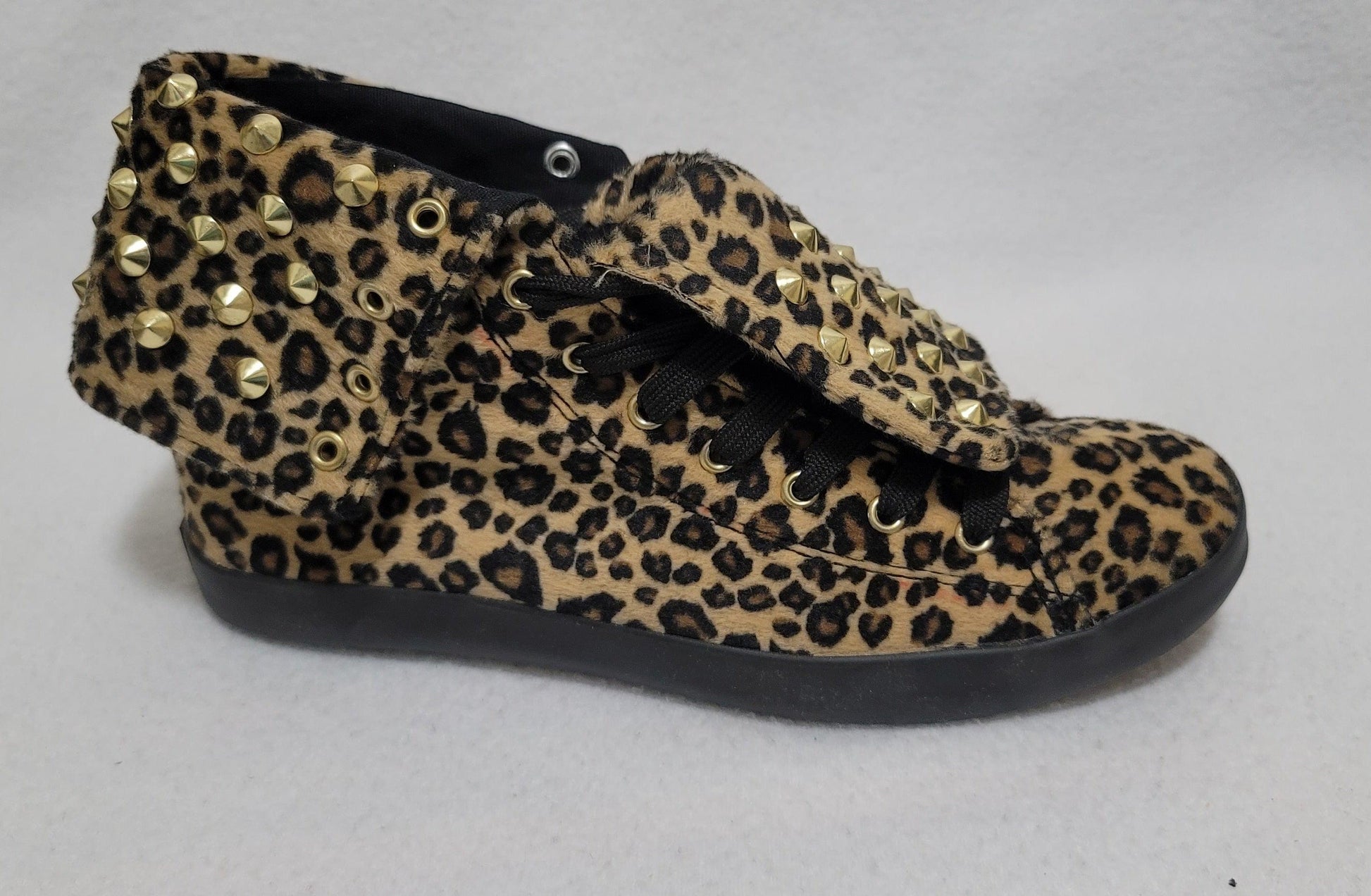 Cute To The Core Thrill Leopard Print Black High-Top Studded Sneakers Size US 7.5 - SVNYFancy