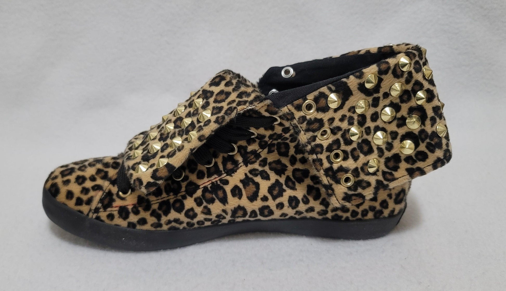 Cute To The Core Thrill Leopard Print Black High-Top Studded Sneakers Size US 7.5 - SVNYFancy