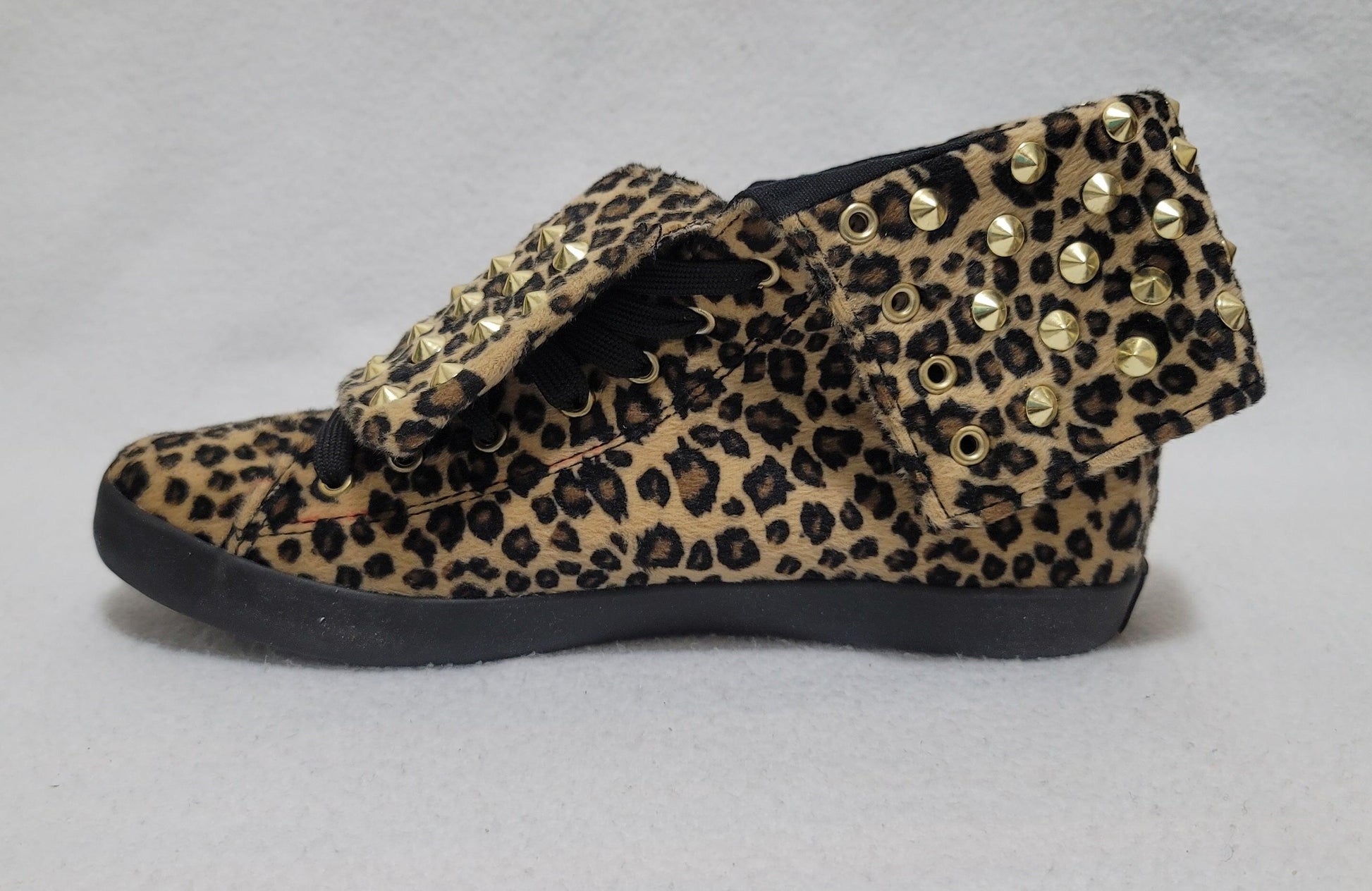 Cute To The Core Thrill Leopard Print Black High-Top Studded Sneakers Size US 7.5 - SVNYFancy