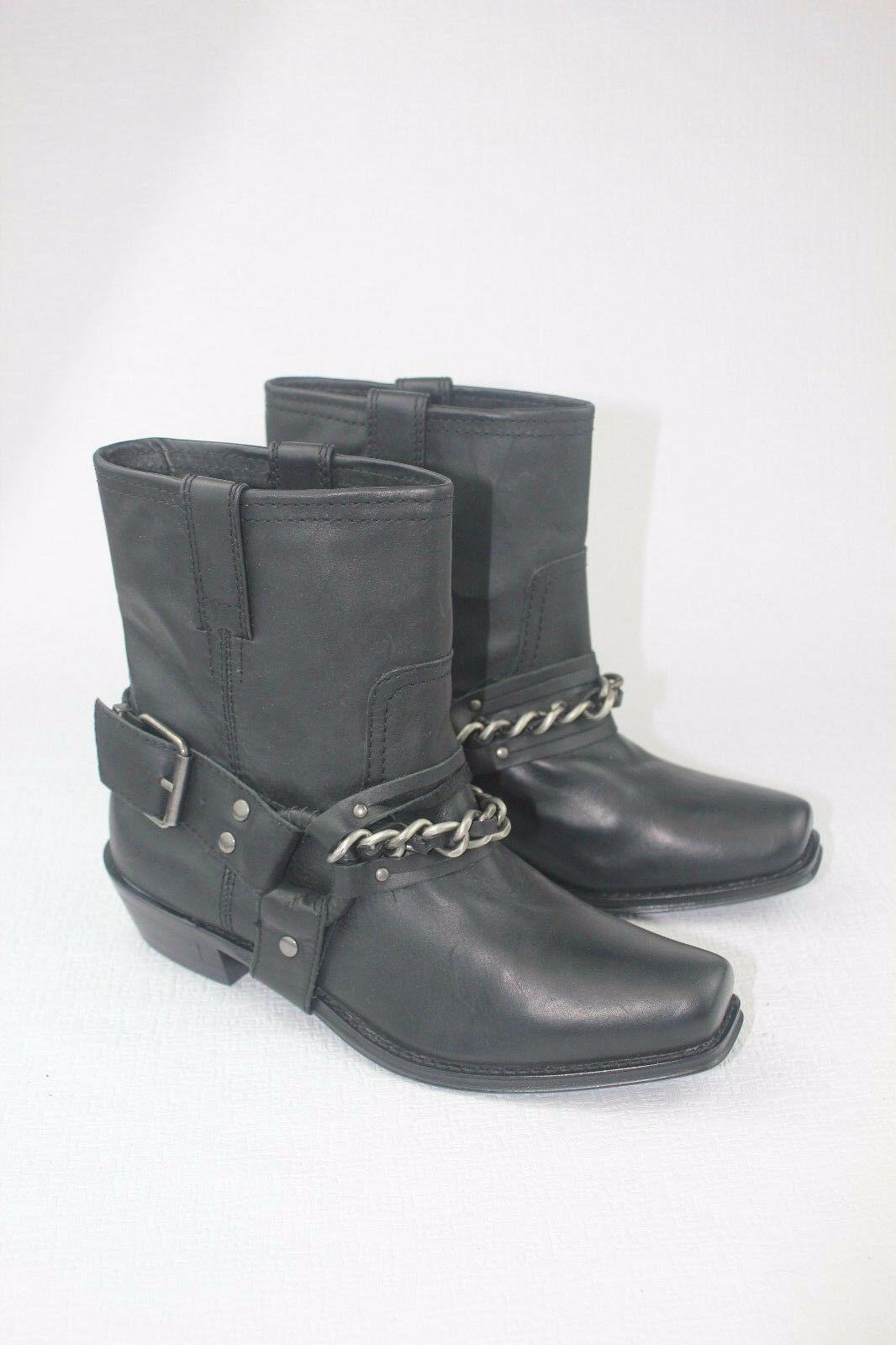 Juicy Couture  Darby Chain-Harness Boot Size 7.5 - SVNYFancy