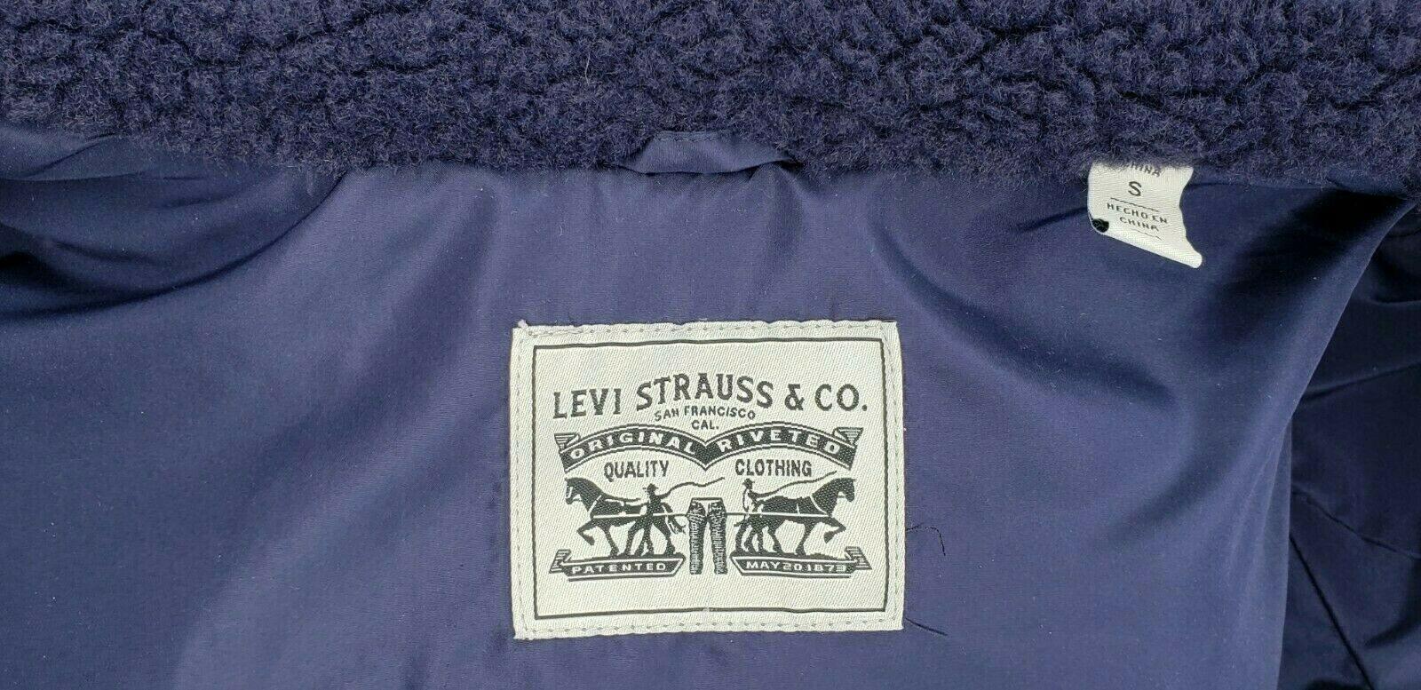 Levi's  Women's Sherpa Teddy Bear Trucker Jacket Blue with Pockets Size S - SVNYFancy