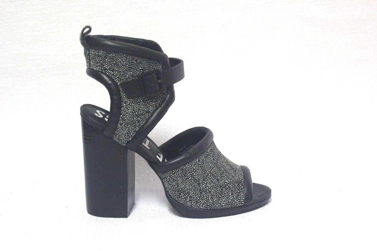 I DESIRE THE THINGS THAT WILL DESTROY ME Earl Grey Leather Peep-Toe Cut-Out Heels Shoes Size 9 - SVNYFancy