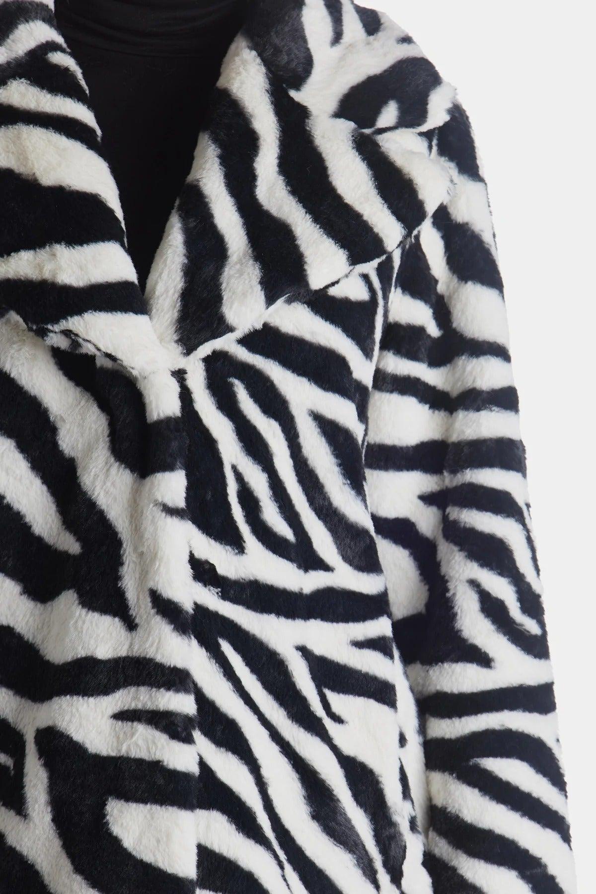 Kathy Ireland Women's Printed Zebra Faux Fur Coat Size L - SVNYFancy